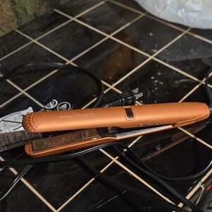 Hauteness Brand Orange Hair Straightener